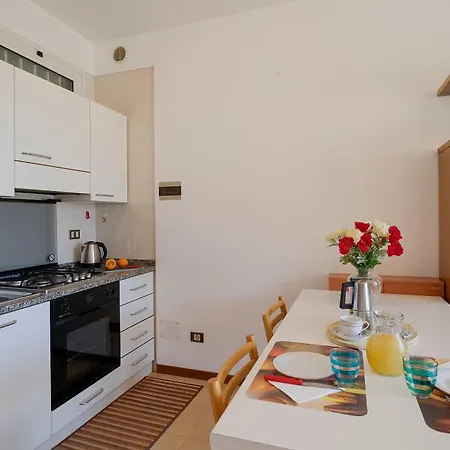 Apartamento Guesthost - Into The Green! Garden House