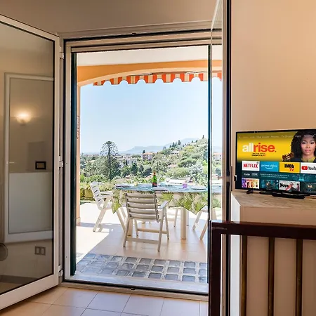 Guesthost - Into The Green! Garden House Apartamento *