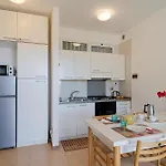 Apartamento Guesthost - Into The Green! Garden House