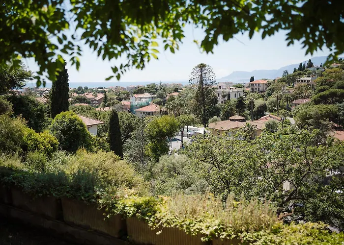 Apartmán Guesthost - Into The Green! Garden House Bordighera